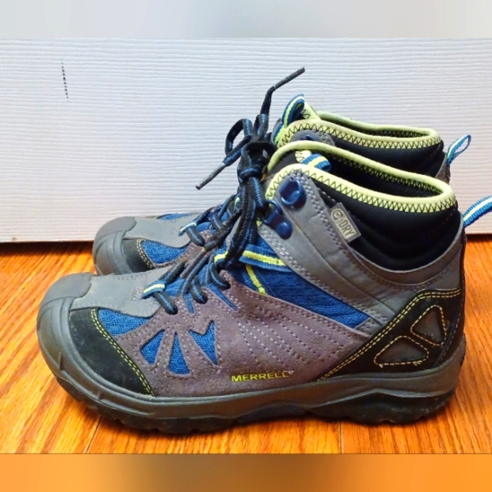 Merrel kids hiking boots size 2M blue gray